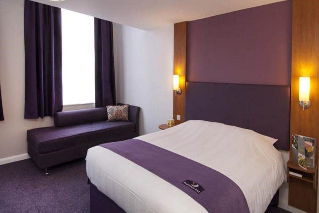 Premier Inn Walsall Exterior photo