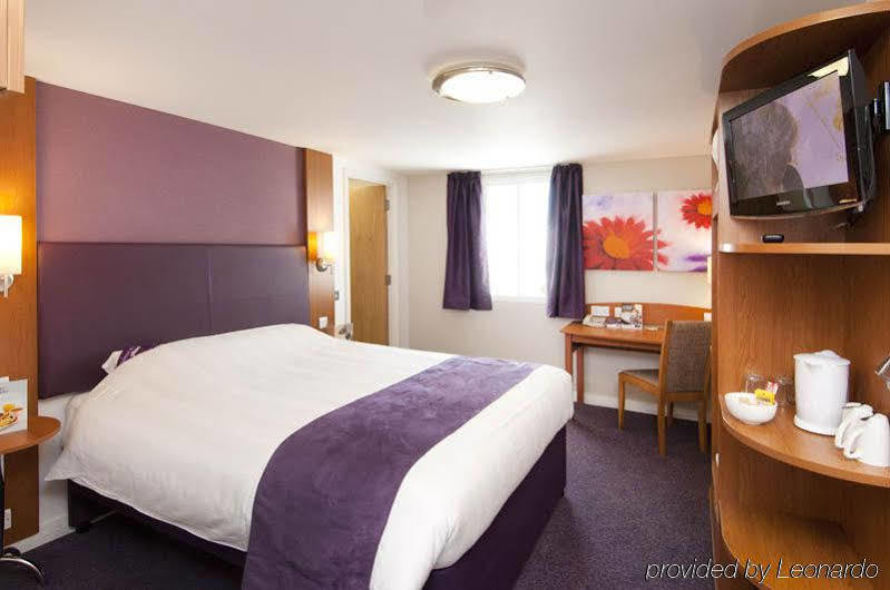 Premier Inn Walsall Exterior photo