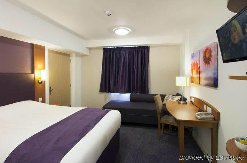 Premier Inn Walsall Exterior photo